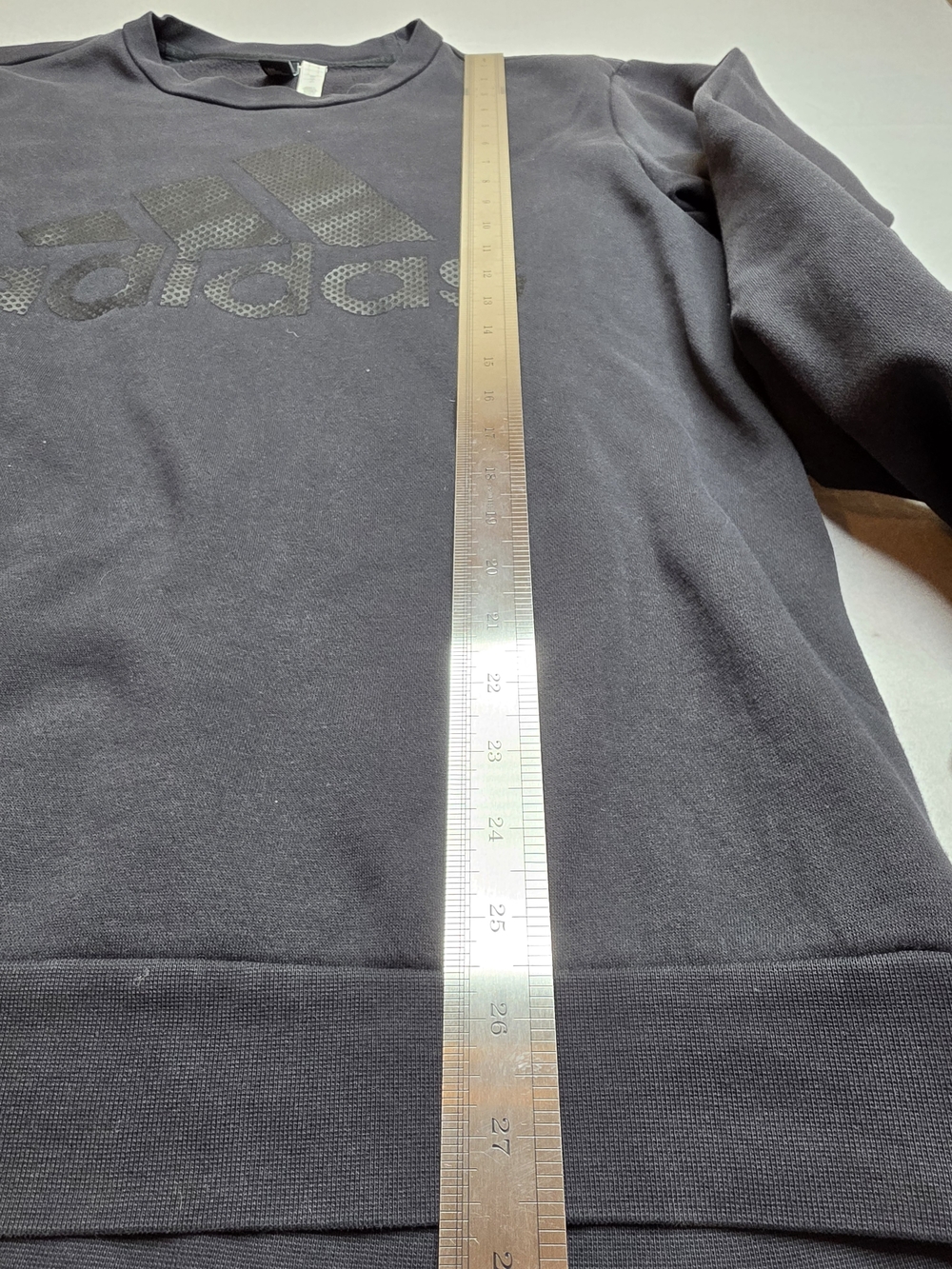 Adidas‎ Grey Logo Crewneck Sweatshirt - Large - Picture 4 of 6